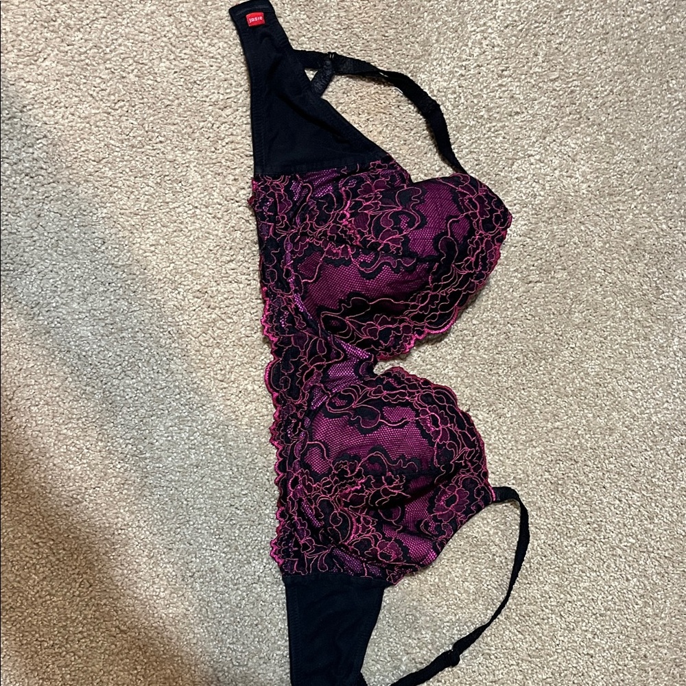 Elegant Lace Bra in Black and Pink - bundle & save.  See other listings